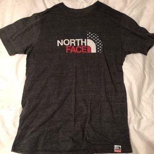 THE NORTH FACE T-SHIRT